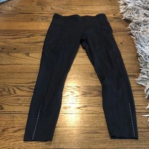 Black Lululemon leggings